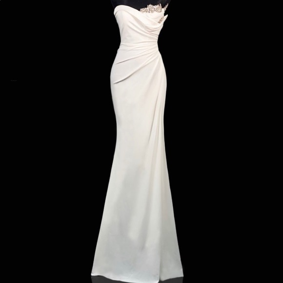 COPY - Never Worn Portia and Scarlet Gown - Picture 1 of 5